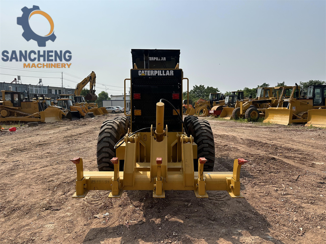 CATERPILLAR 140G - آلة تسوية الأرض: صور 3 CATERPILLAR 140G - آلة تسوية الأرض: صور 3