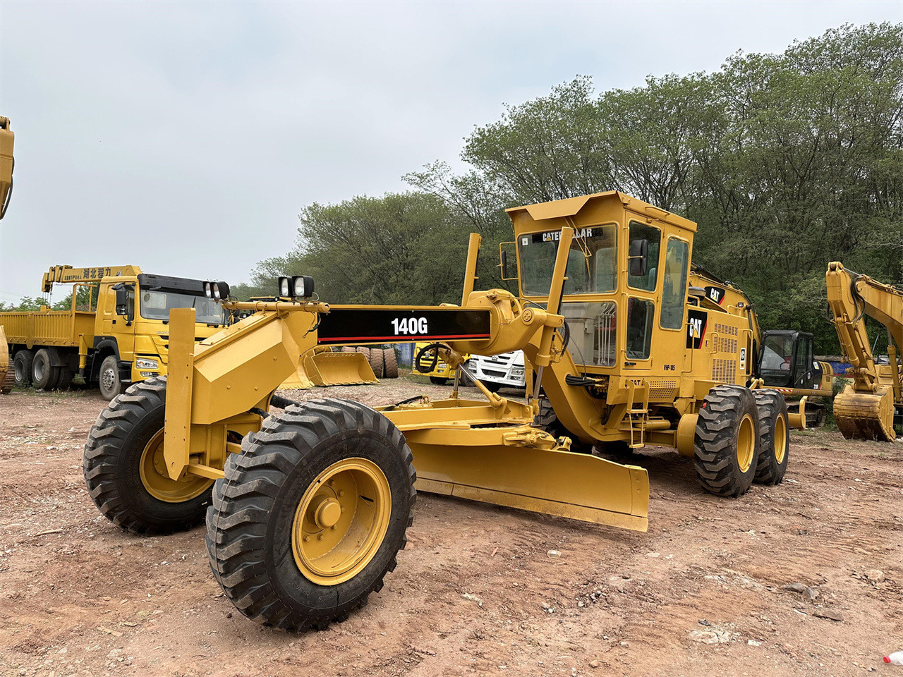CATERPILLAR 140G - آلة تسوية الأرض: صور 2 CATERPILLAR 140G - آلة تسوية الأرض: صور 2