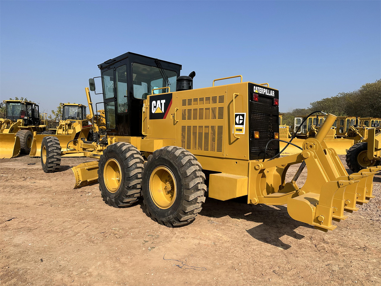 CATERPILLAR 140H - آلة تسوية الأرض: صور 5 CATERPILLAR 140H - آلة تسوية الأرض: صور 5