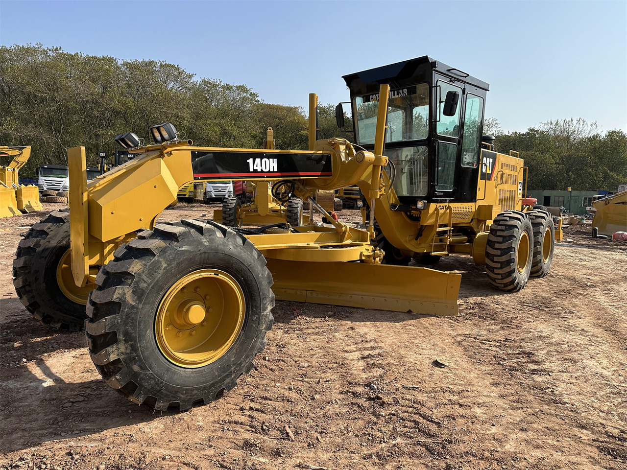 CATERPILLAR 140H - آلة تسوية الأرض: صور 3 CATERPILLAR 140H - آلة تسوية الأرض: صور 3