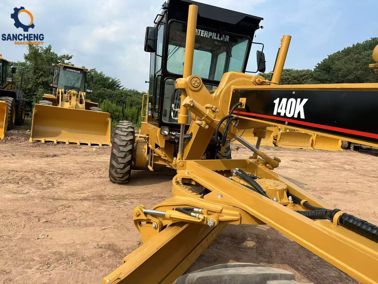CATERPILLAR 140K motor grader - آلة تسوية الأرض: صور 4 CATERPILLAR 140K motor grader - آلة تسوية الأرض: صور 4