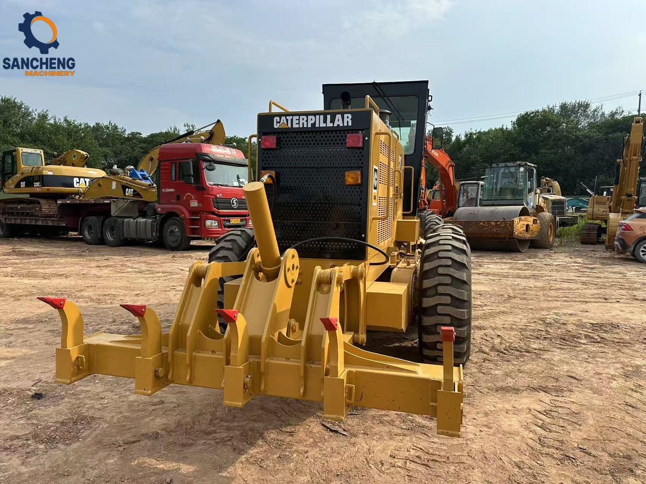 CATERPILLAR 140K - آلة تسوية الأرض: صور 5 CATERPILLAR 140K - آلة تسوية الأرض: صور 5