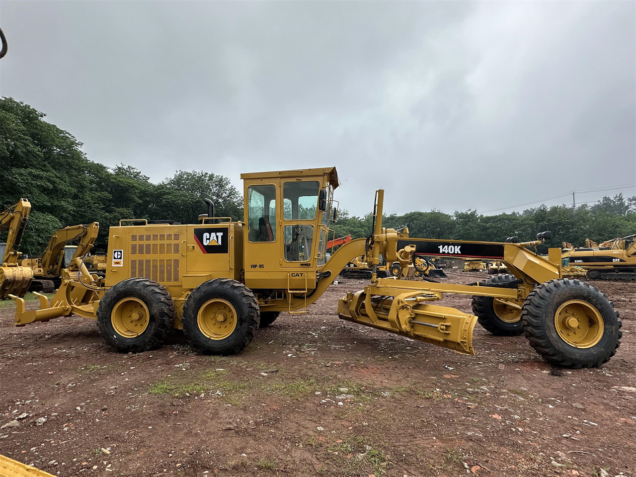 CATERPILLAR 140K - آلة تسوية الأرض: صور 4 CATERPILLAR 140K - آلة تسوية الأرض: صور 4