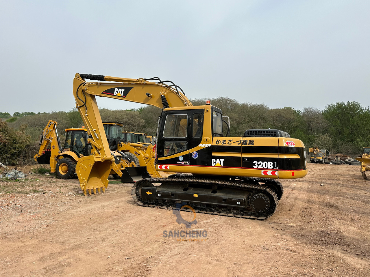 CATERPILLAR 320BL - حفارات زحافة: صور 2 CATERPILLAR 320BL - حفارات زحافة: صور 2