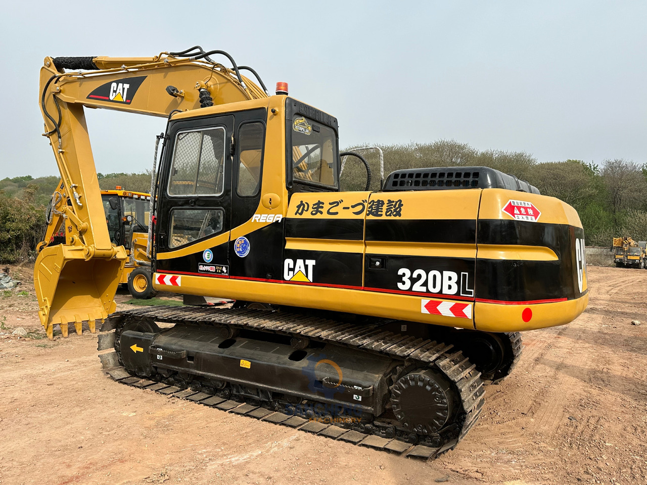 CATERPILLAR 320BL - حفارات زحافة: صور 3 CATERPILLAR 320BL - حفارات زحافة: صور 3