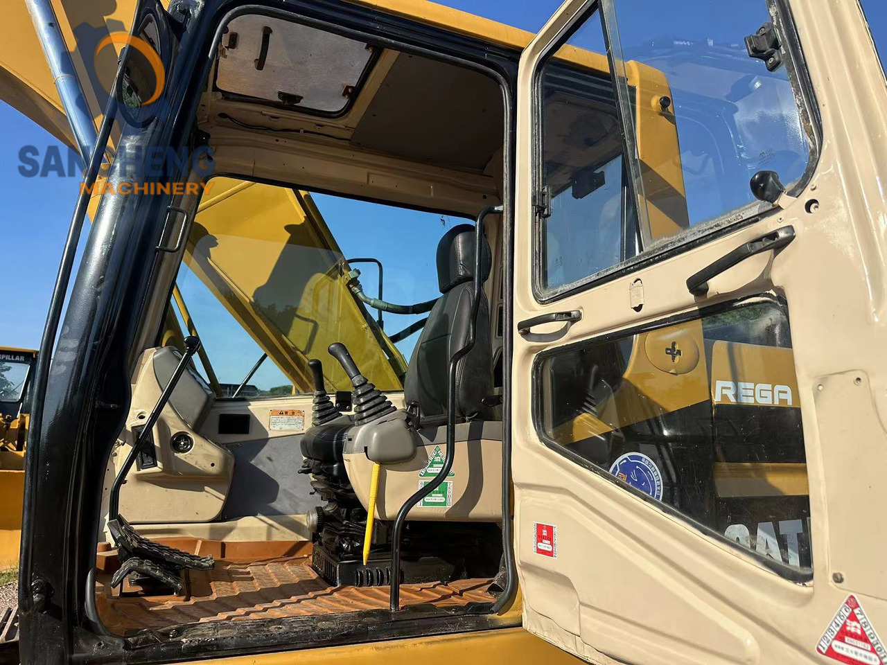 حفارات زحافة CATERPILLAR 320B: صور 10