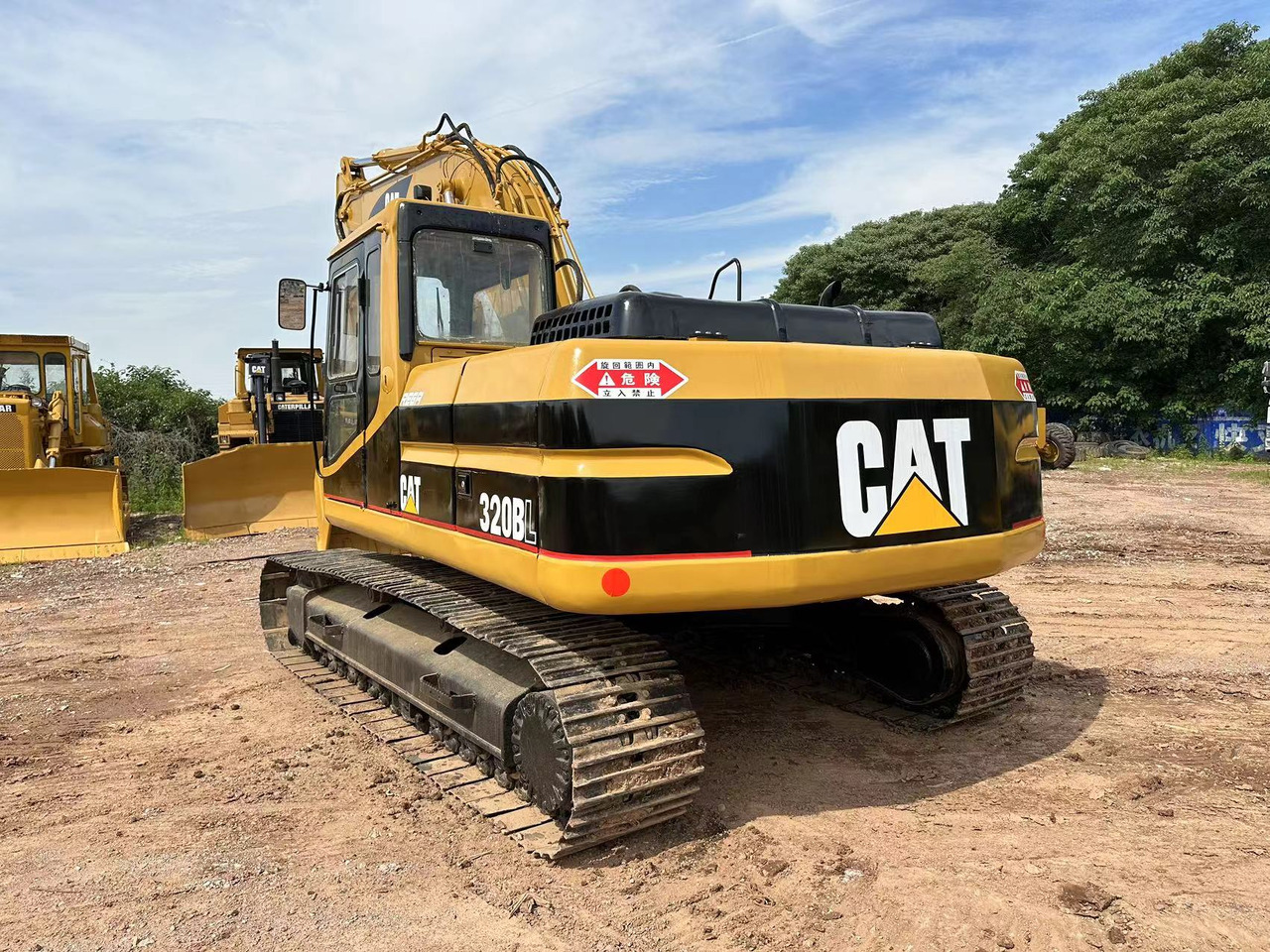 CATERPILLAR 320B - حفارات زحافة: صور 5 CATERPILLAR 320B - حفارات زحافة: صور 5