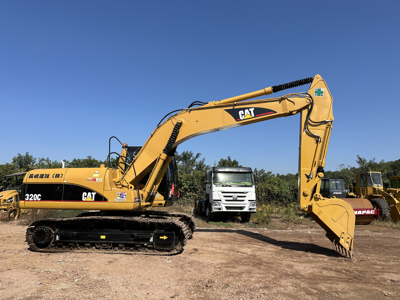 CATERPILLAR 320CL - حفارات زحافة: صور 5 CATERPILLAR 320CL - حفارات زحافة: صور 5