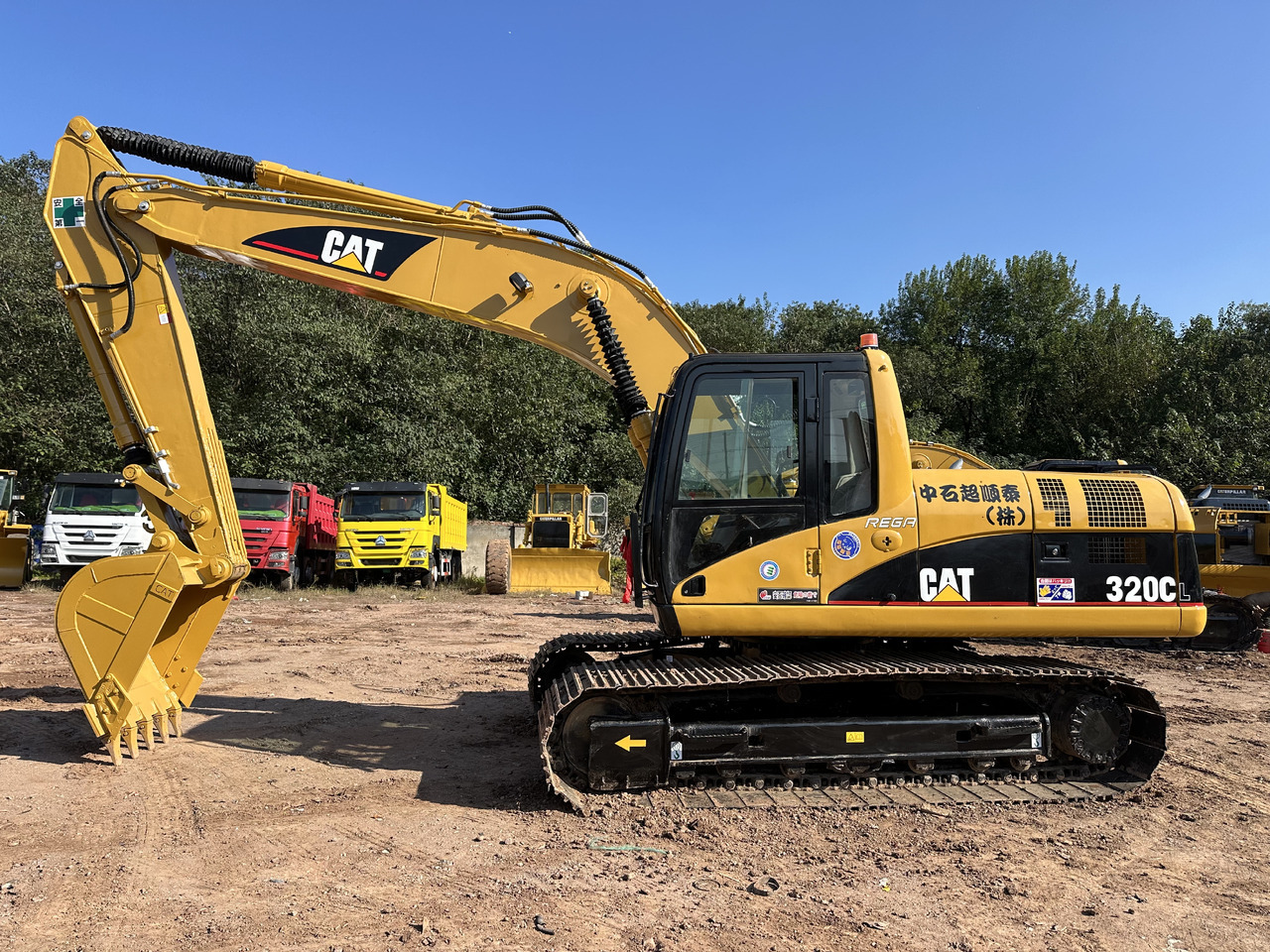 CATERPILLAR 320C - حفارات زحافة: صور 2 CATERPILLAR 320C - حفارات زحافة: صور 2