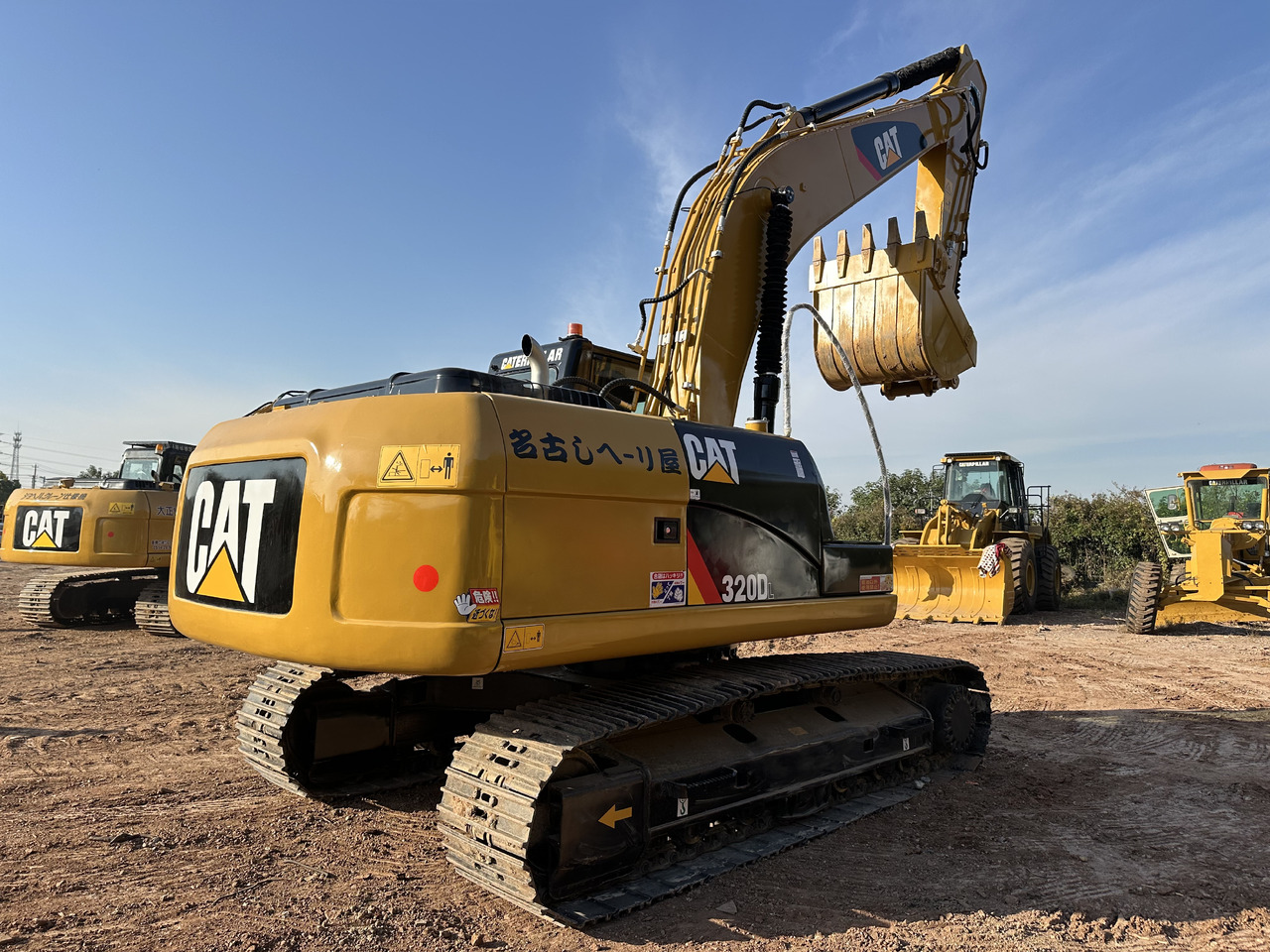 CATERPILLAR 320DL - حفارات زحافة: صور 4 CATERPILLAR 320DL - حفارات زحافة: صور 4