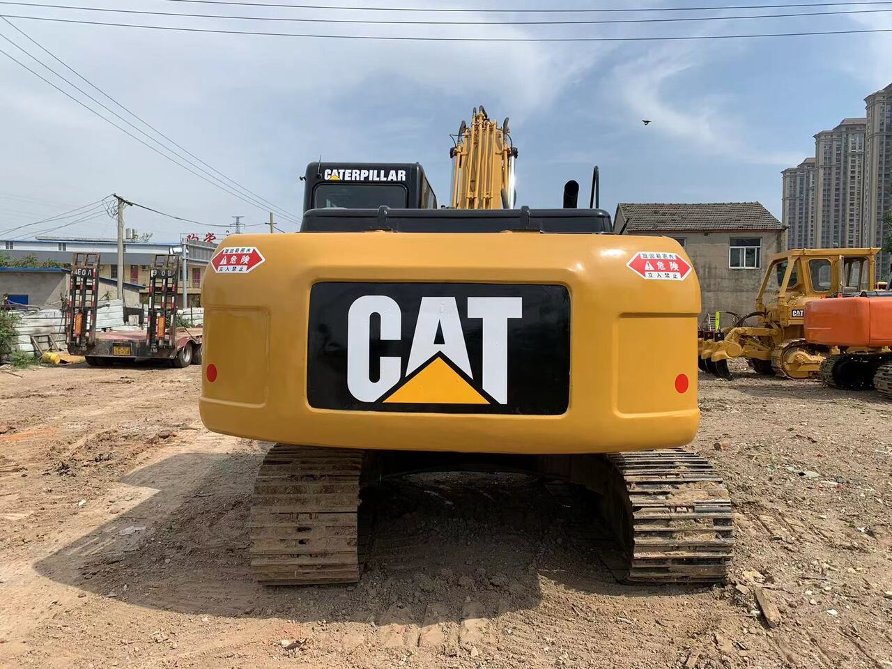 CATERPILLAR 320DL - حفارات زحافة: صور 5 CATERPILLAR 320DL - حفارات زحافة: صور 5