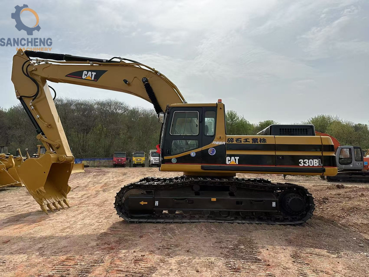 حفارات زحافة CATERPILLAR 330BL: صور 7