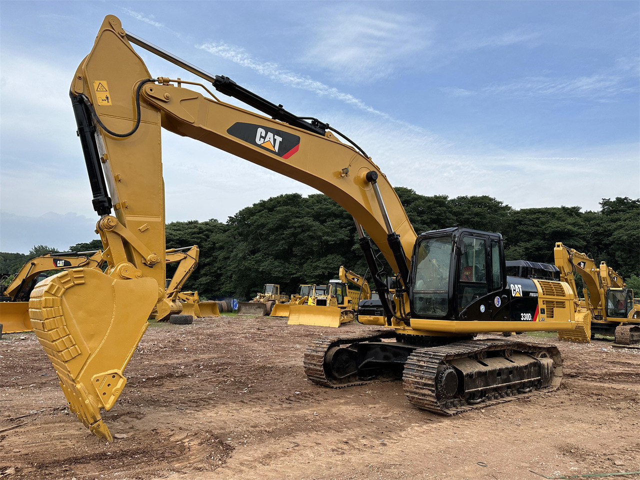 CATERPILLAR 330DL - حفارات زحافة: صور 1 CATERPILLAR 330DL - حفارات زحافة: صور 1