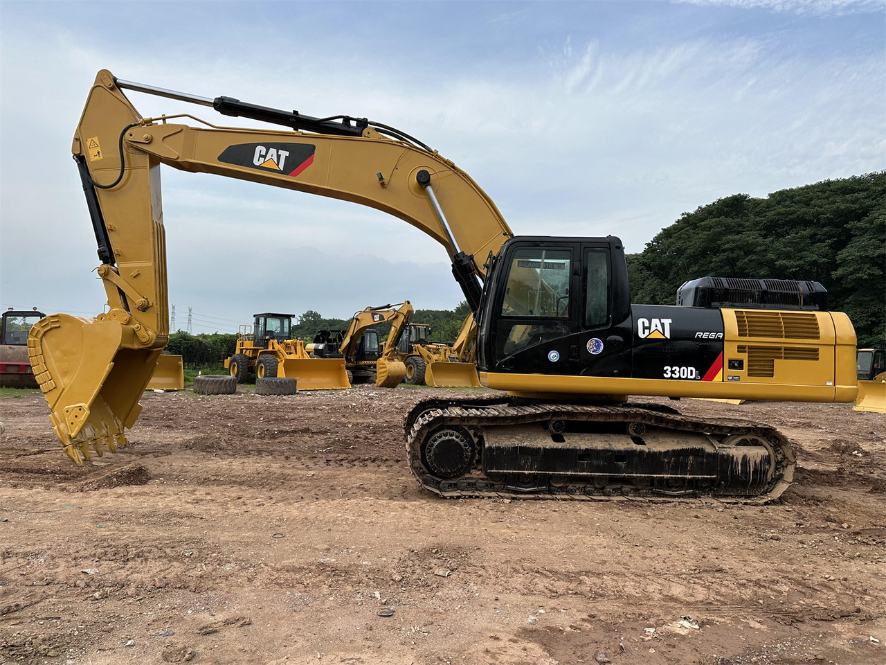 CATERPILLAR 330DL - حفارات زحافة: صور 2 CATERPILLAR 330DL - حفارات زحافة: صور 2
