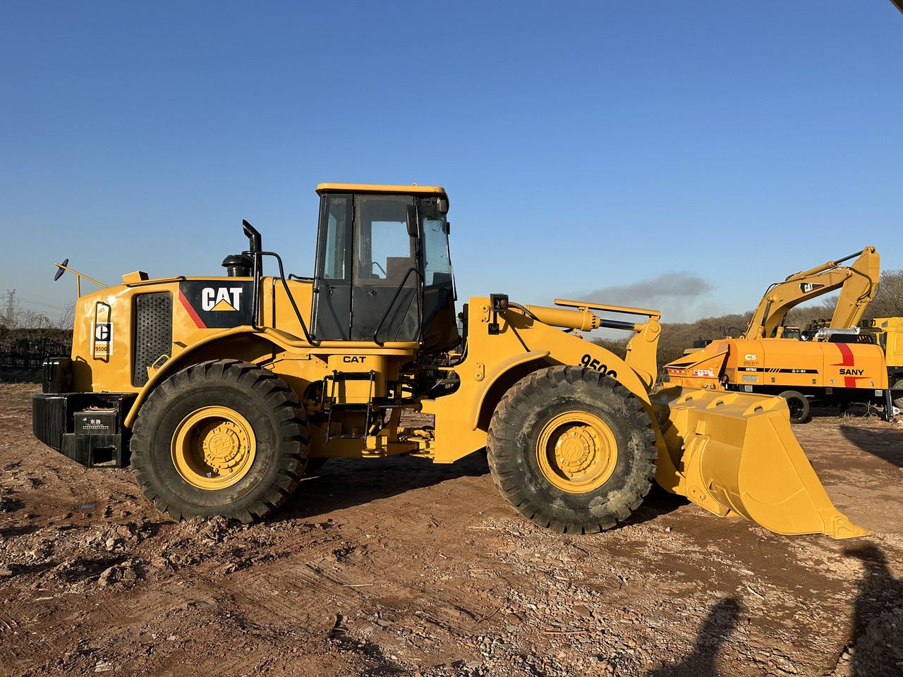 CATERPILLAR 950G - اللودر بعجل: صور 5 CATERPILLAR 950G - اللودر بعجل: صور 5