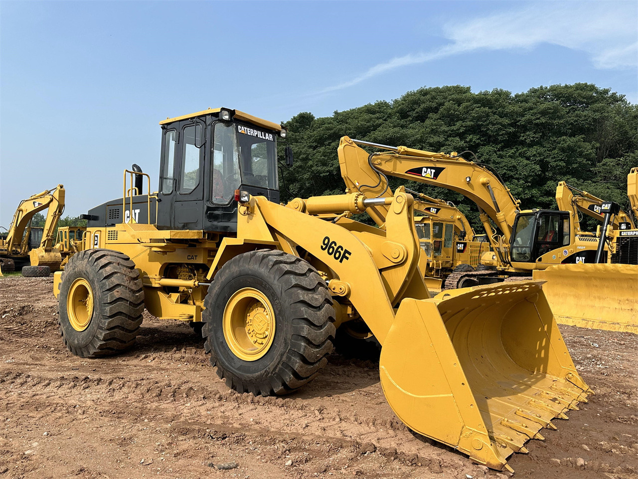 CATERPILLAR 966F - اللودر بعجل: صور 1 CATERPILLAR 966F - اللودر بعجل: صور 1