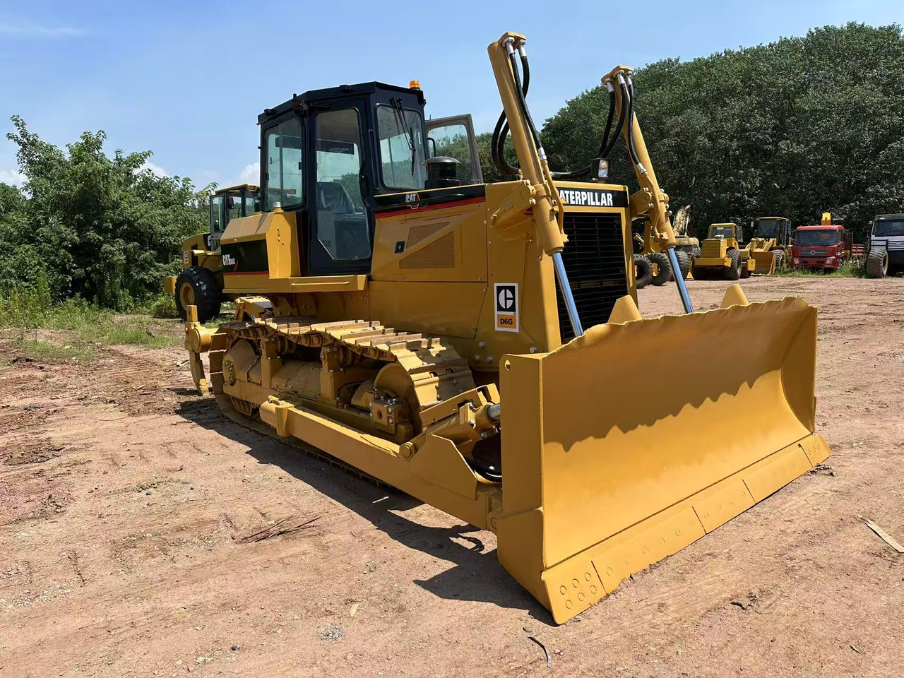 CATERPILLAR D6G - بلدوزر: صور 5 CATERPILLAR D6G - بلدوزر: صور 5