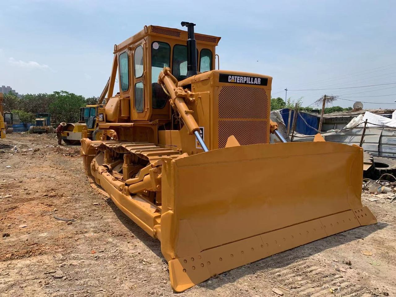 CATERPILLAR D7G - بلدوزر: صور 1 CATERPILLAR D7G - بلدوزر: صور 1