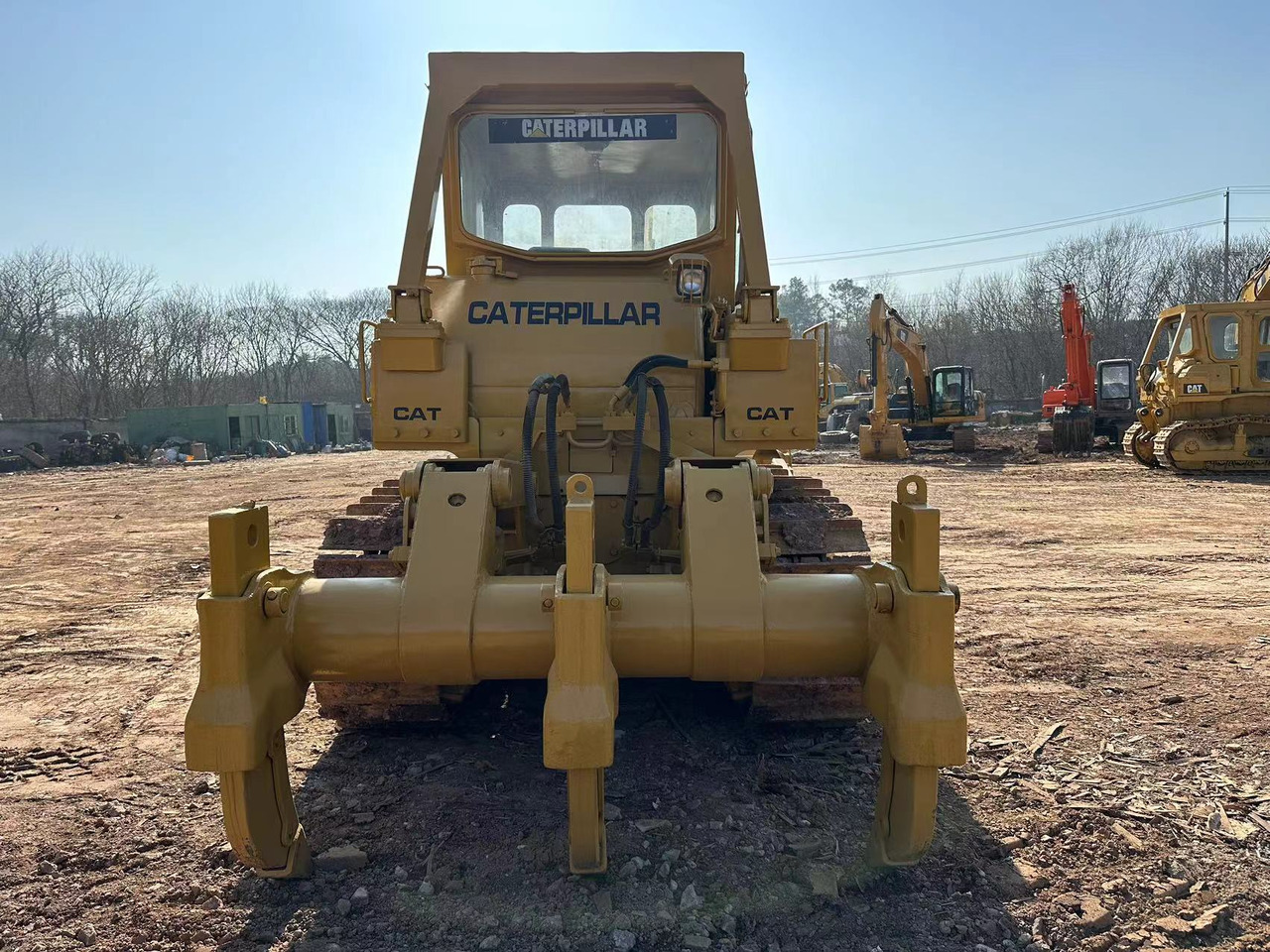 CATERPILLAR D8K - بلدوزر: صور 3 CATERPILLAR D8K - بلدوزر: صور 3