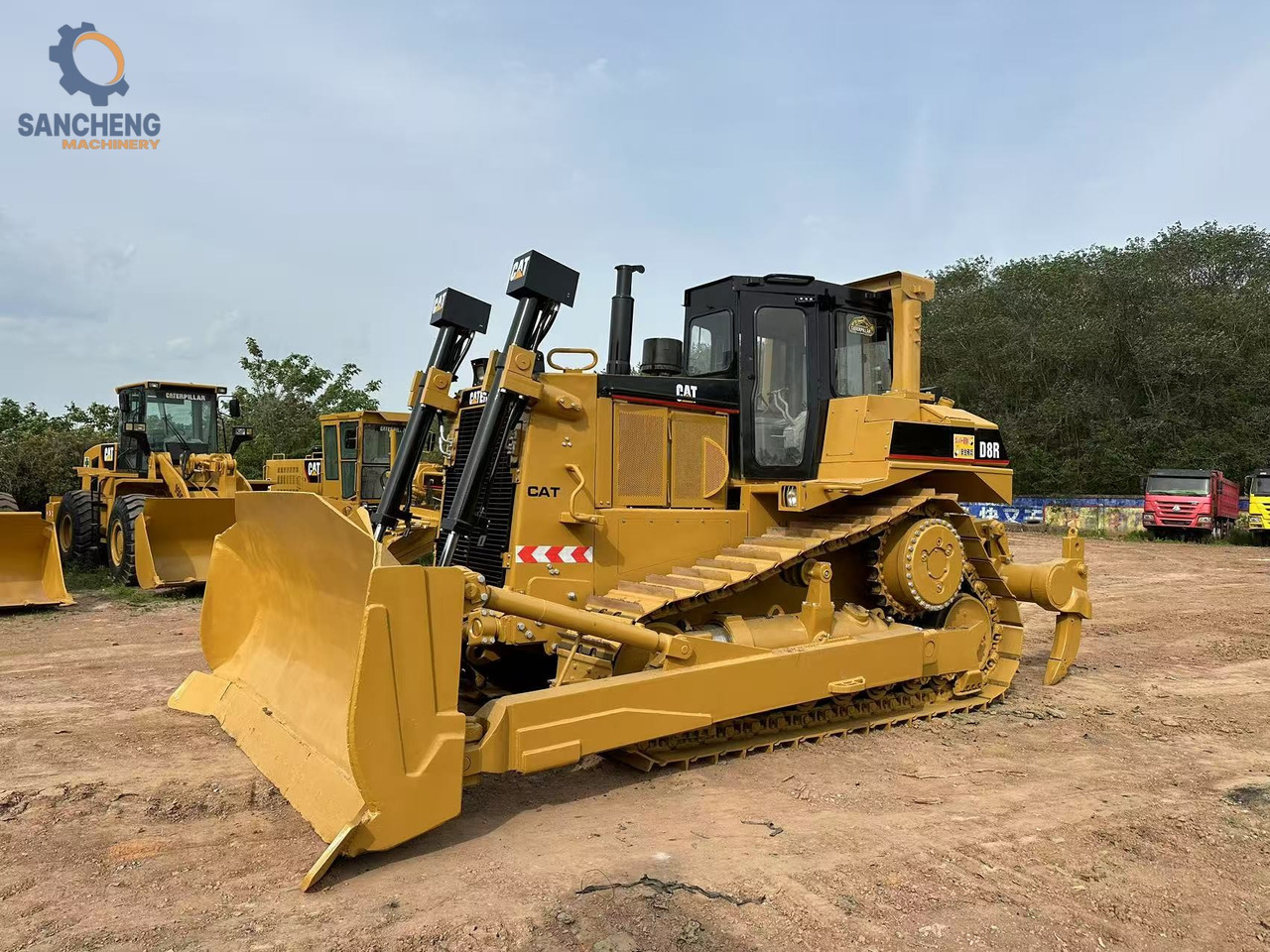 CATERPILLAR D8R - بلدوزر: صور 3 CATERPILLAR D8R - بلدوزر: صور 3