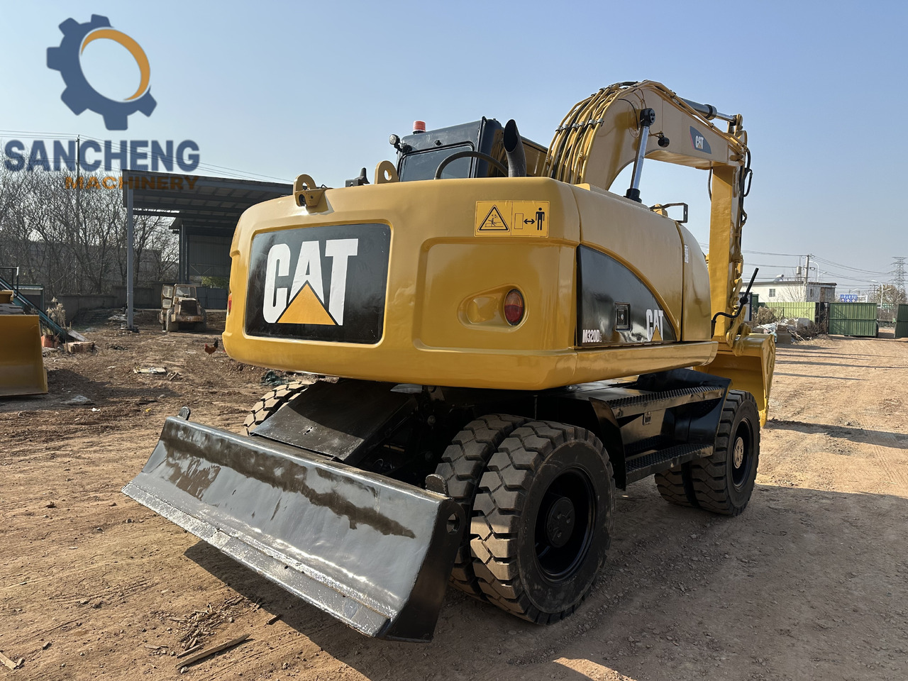CATERPILLAR M320D2 - حفارة على عجلات: صور 4 CATERPILLAR M320D2 - حفارة على عجلات: صور 4
