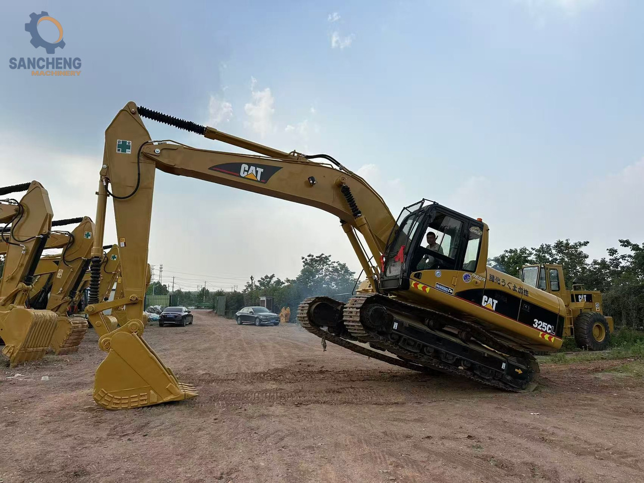 Caterpillar 325 CL crawler excavator - حفارات زحافة: صور 3 Caterpillar 325 CL crawler excavator - حفارات زحافة: صور 3