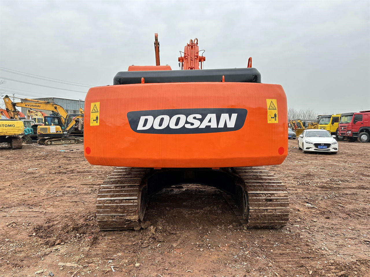 DOOSAN DH220 - حفارات زحافة: صور 5 DOOSAN DH220 - حفارات زحافة: صور 5