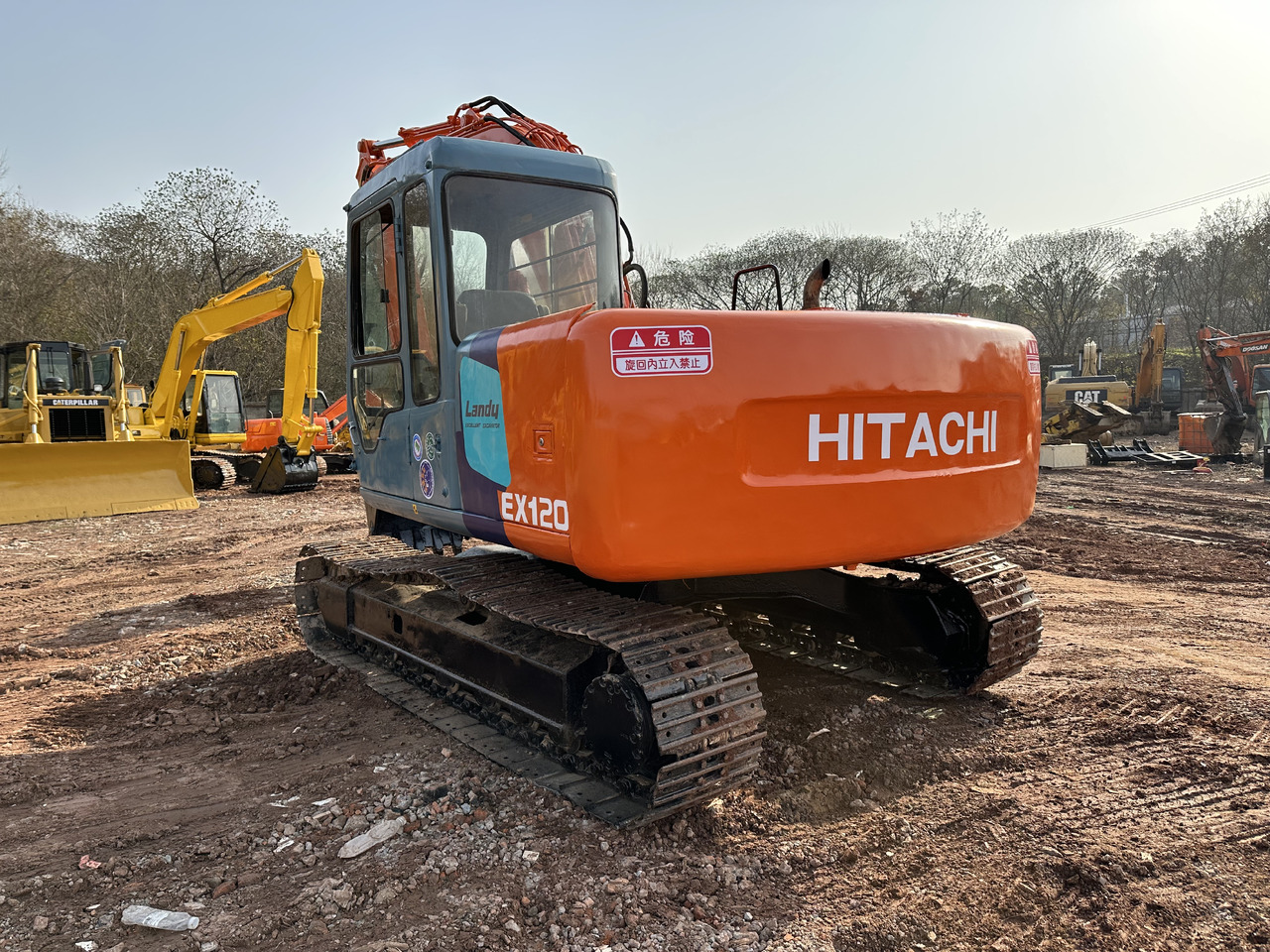 HITACHI EX120-3 - حفارات زحافة: صور 5 HITACHI EX120-3 - حفارات زحافة: صور 5