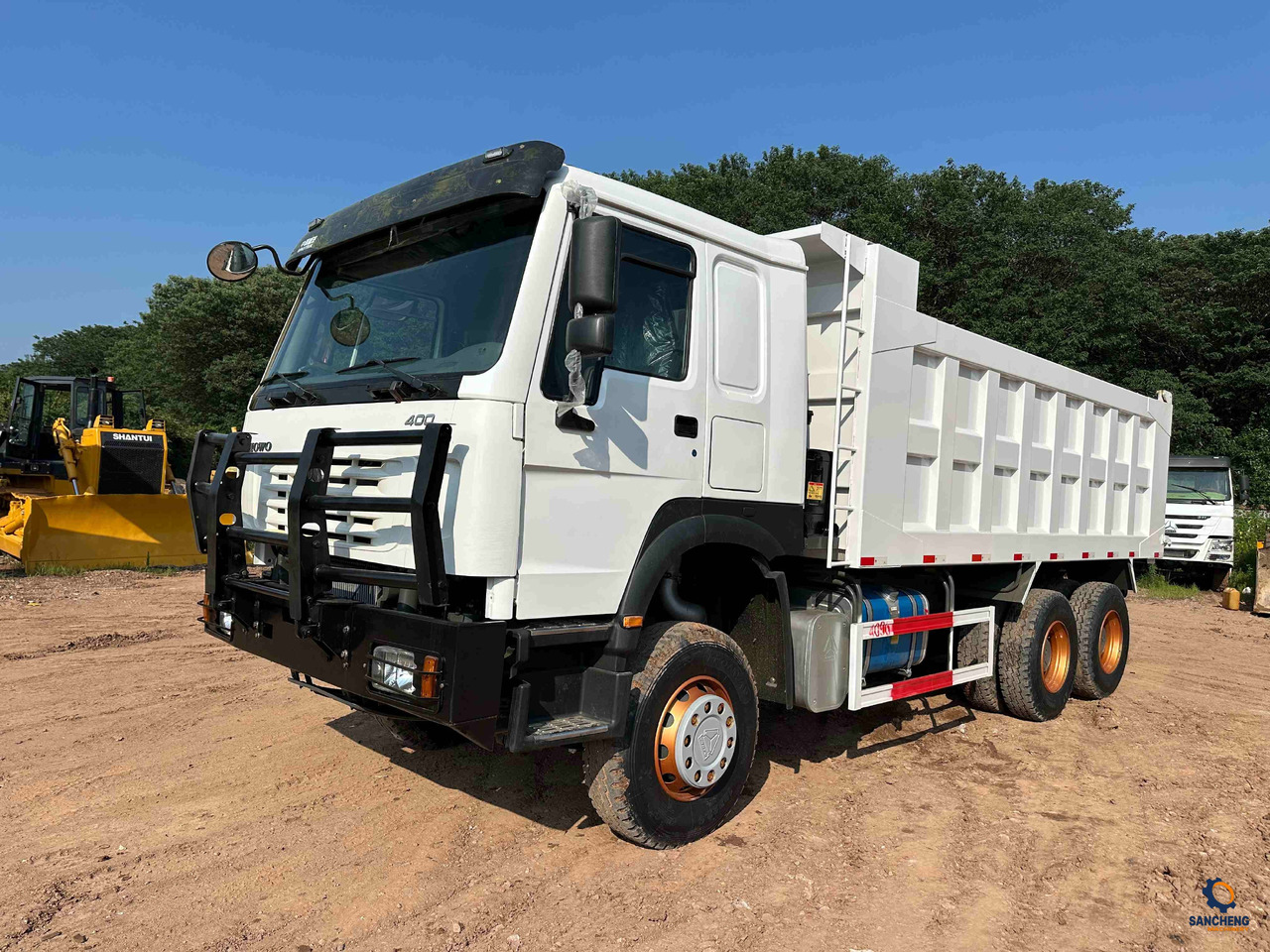 HOWO 400 With Bumper - قلابات: صور 5 HOWO 400 With Bumper - قلابات: صور 5