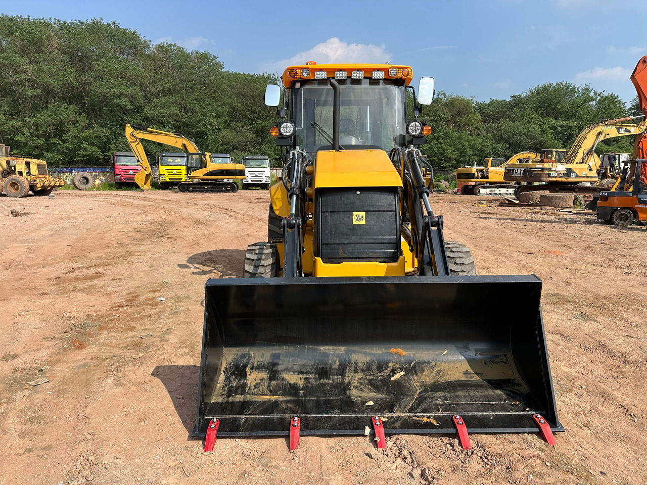 JCB 3CX - حفار متعدد الاستخدام: صور 4 JCB 3CX - حفار متعدد الاستخدام: صور 4