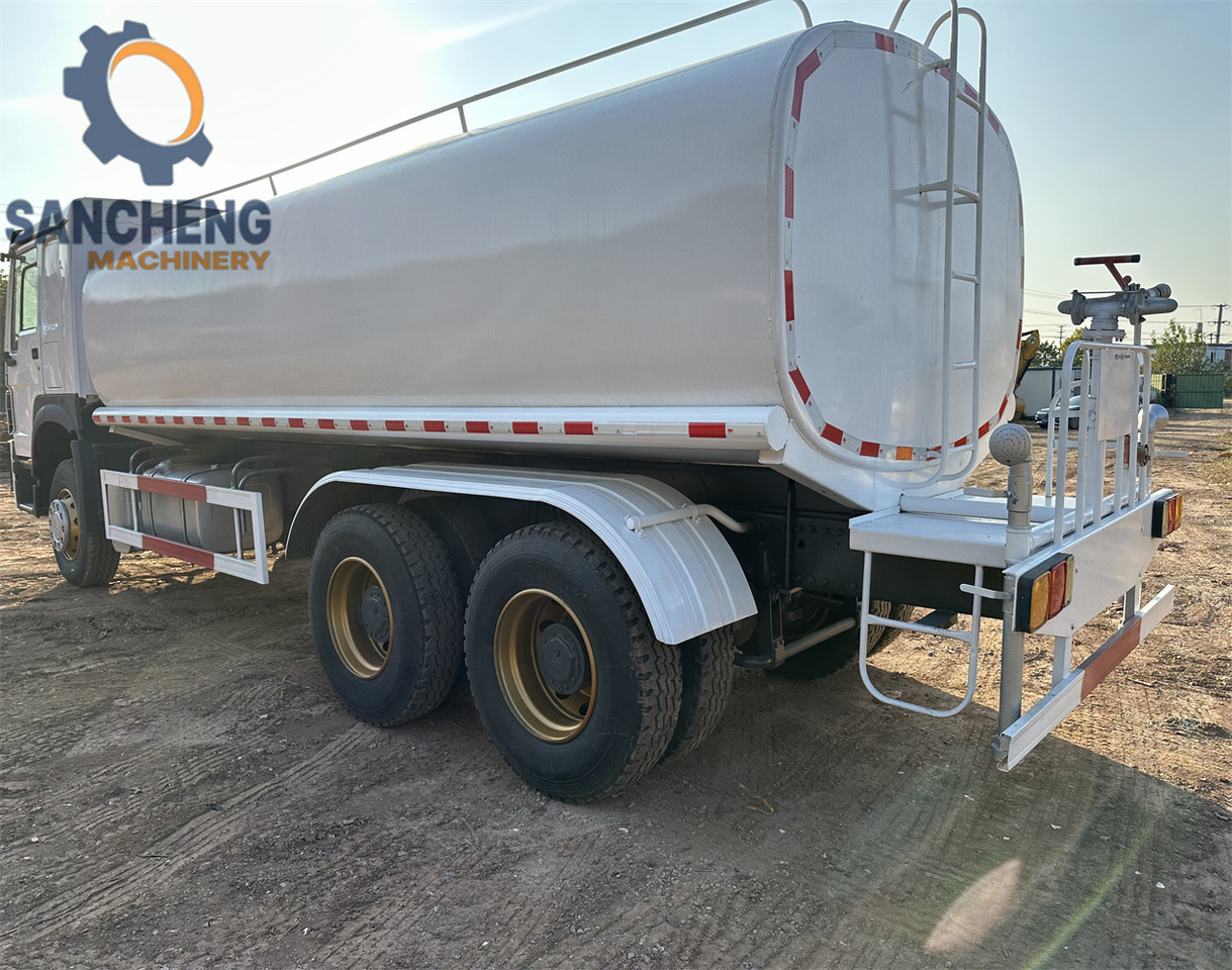 SINOTRUK HOWO 370HP 6x4 Water Tank Truck - شاحنة صهريج: صور 5 SINOTRUK HOWO 370HP 6x4 Water Tank Truck - شاحنة صهريج: صور 5