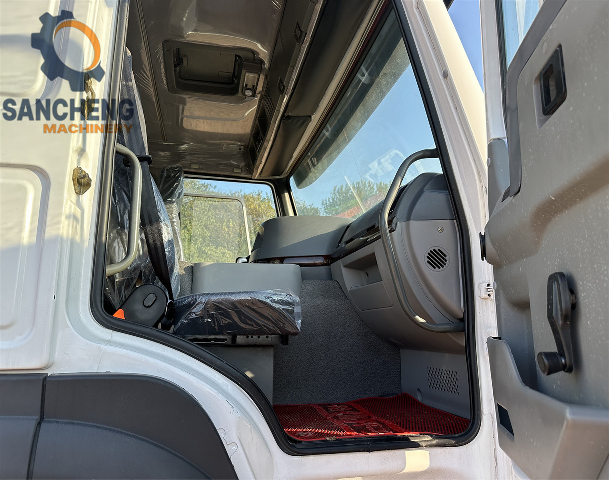 SINOTRUK HOWO 371 6x4 Water Tanker Truck إيجار SINOTRUK HOWO 371 6x4 Water Tanker Truck: صور 7 SINOTRUK HOWO 371 6x4 Water Tanker Truck إيجار SINOTRUK HOWO 371 6x4 Water Tanker Truck: صور 7