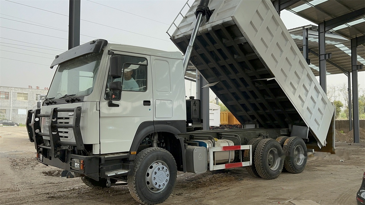 SINOTRUK HOWO 371 Dump Truck - قلابات: صور 1 SINOTRUK HOWO 371 Dump Truck - قلابات: صور 1