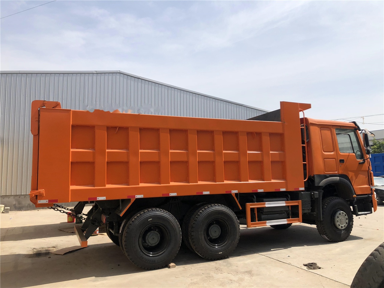 SINOTRUK HOWO 371 Dump truck - قلابات: صور 5 SINOTRUK HOWO 371 Dump truck - قلابات: صور 5
