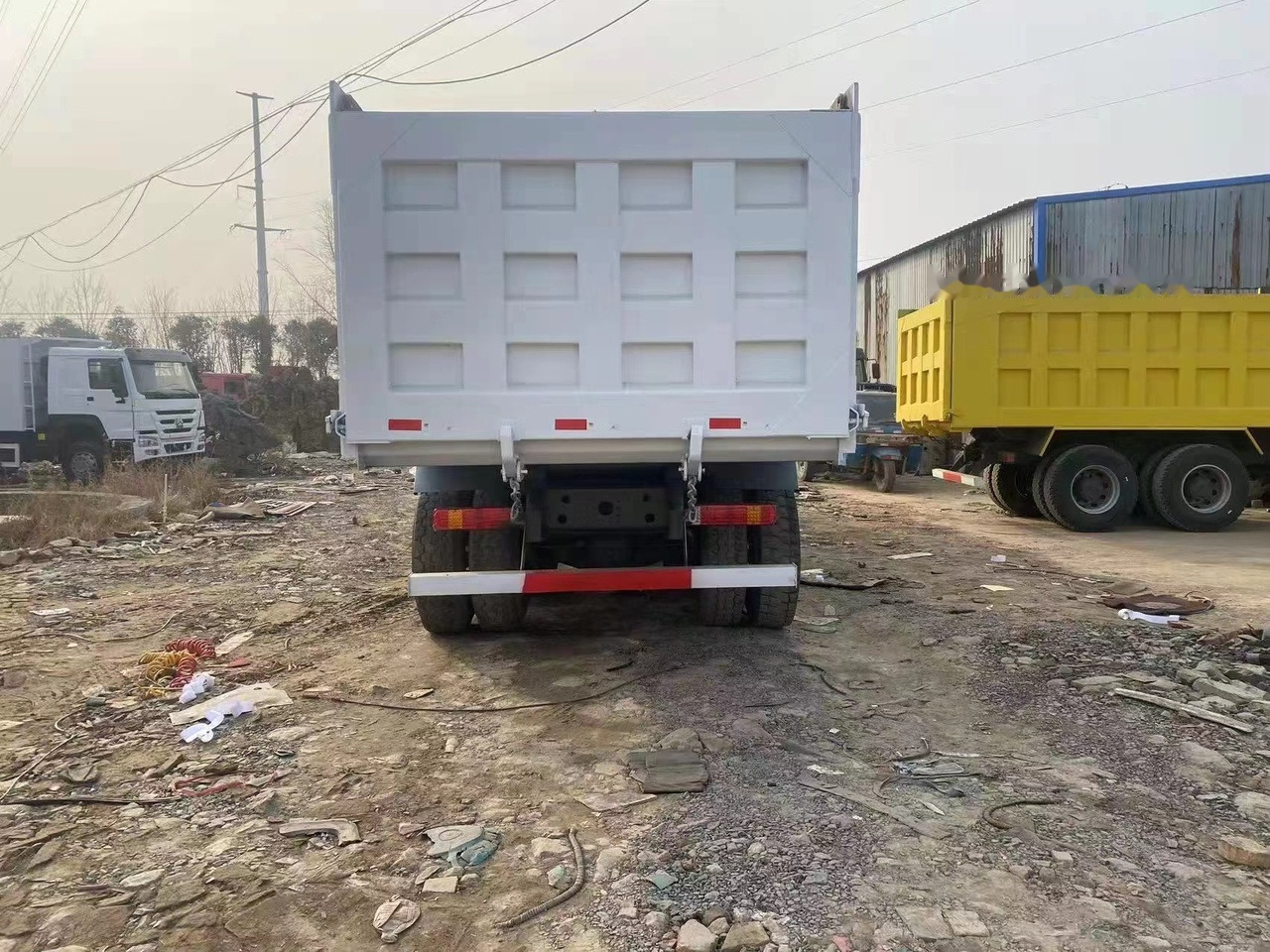 SINOTRUK HOWO 371 Tipper truck - قلابات: صور 3 SINOTRUK HOWO 371 Tipper truck - قلابات: صور 3