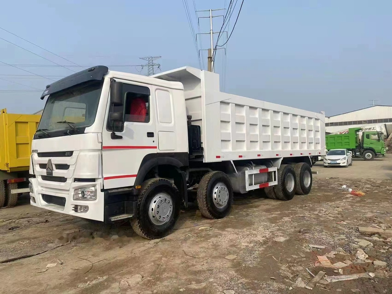 SINOTRUK HOWO 371 Tipper truck - قلابات: صور 2 SINOTRUK HOWO 371 Tipper truck - قلابات: صور 2
