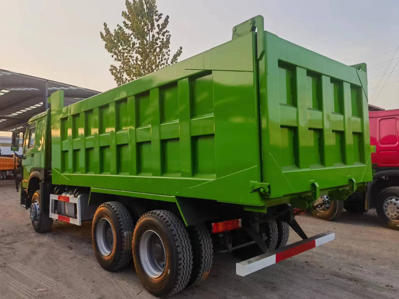 SINOTRUK HOWO 375 - قلابات: صور 3 SINOTRUK HOWO 375 - قلابات: صور 3