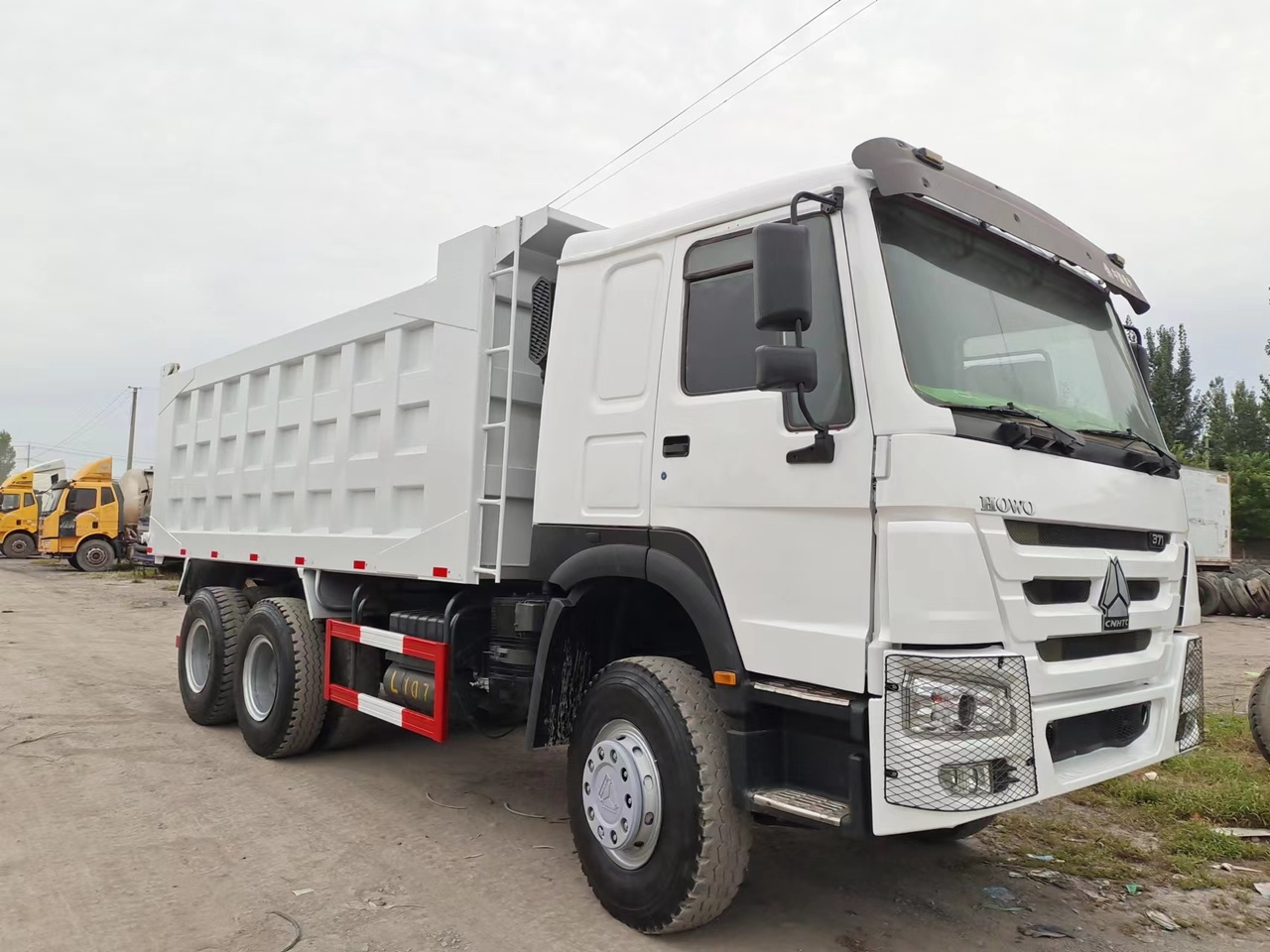 SINOTRUK HOWO Dump truck 371 6x4 - قلابات: صور 1 SINOTRUK HOWO Dump truck 371 6x4 - قلابات: صور 1