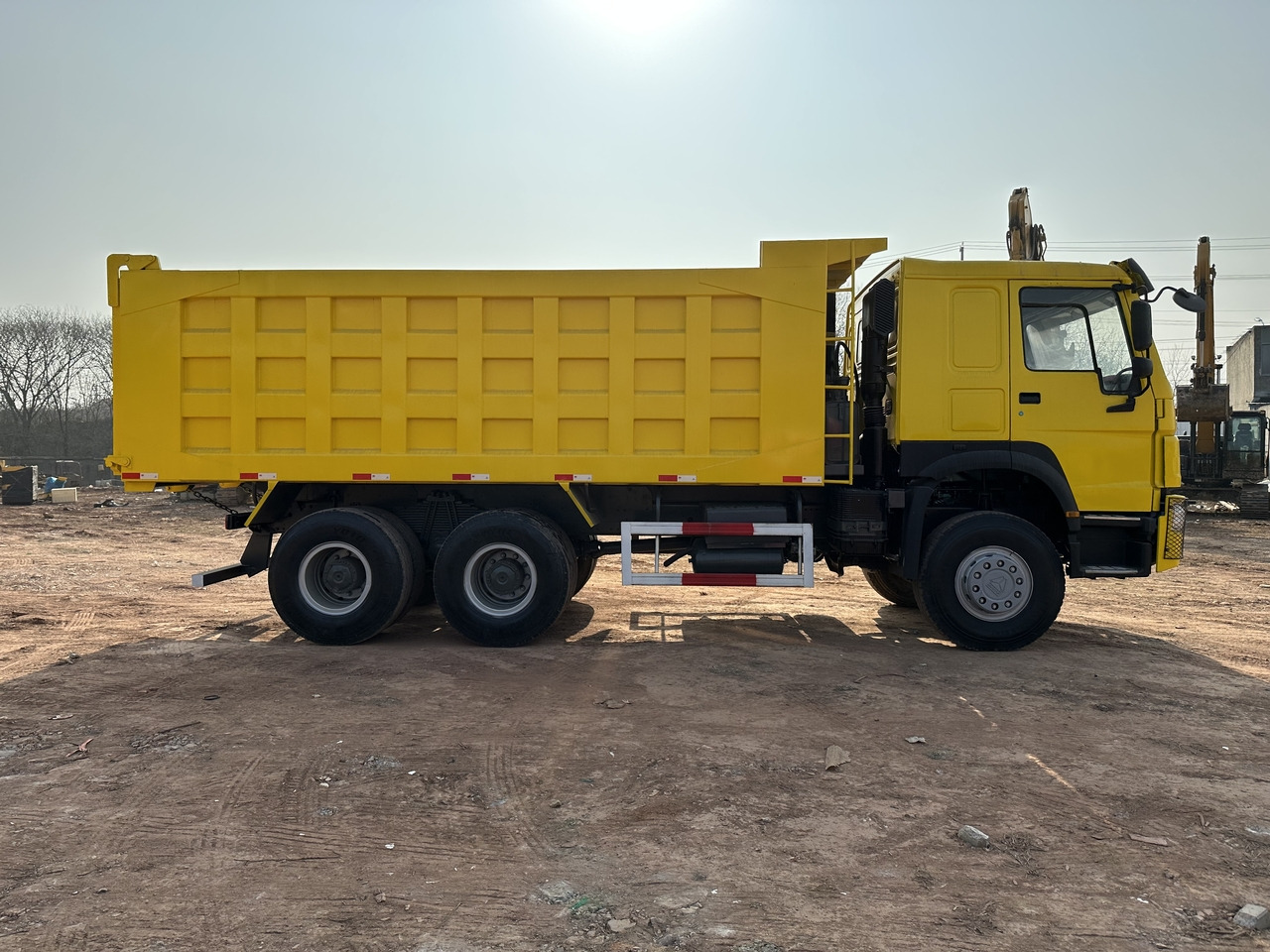 SINOTRUK Howo Dump truck 371 - قلابات: صور 4 SINOTRUK Howo Dump truck 371 - قلابات: صور 4