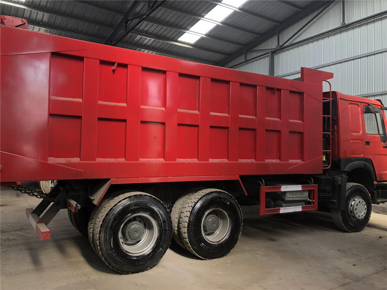 SINOTRUK Howo Dump truck 371 - قلابات: صور 3 SINOTRUK Howo Dump truck 371 - قلابات: صور 3