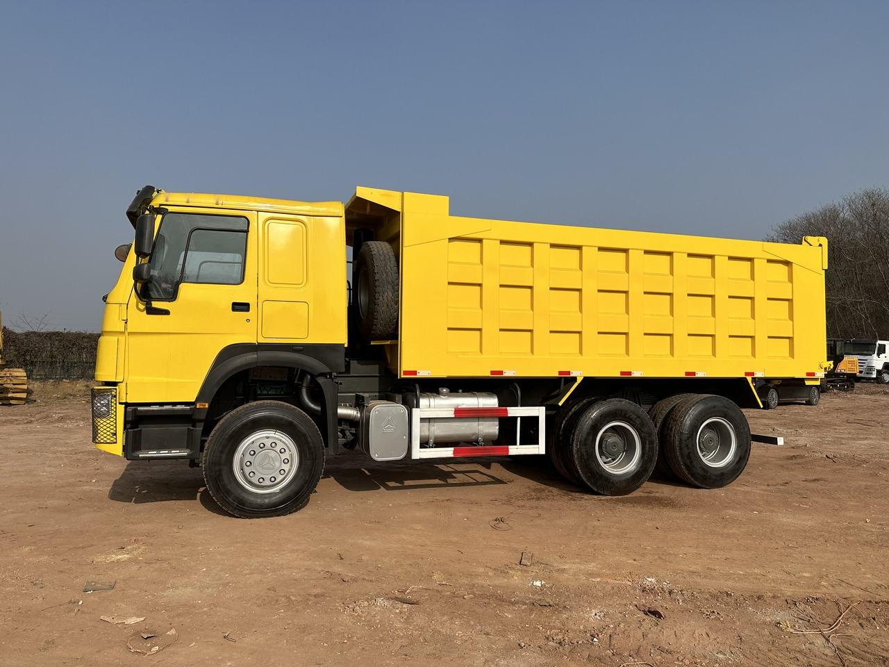 SINOTRUK Howo Dump truck 371 - قلابات: صور 3 SINOTRUK Howo Dump truck 371 - قلابات: صور 3