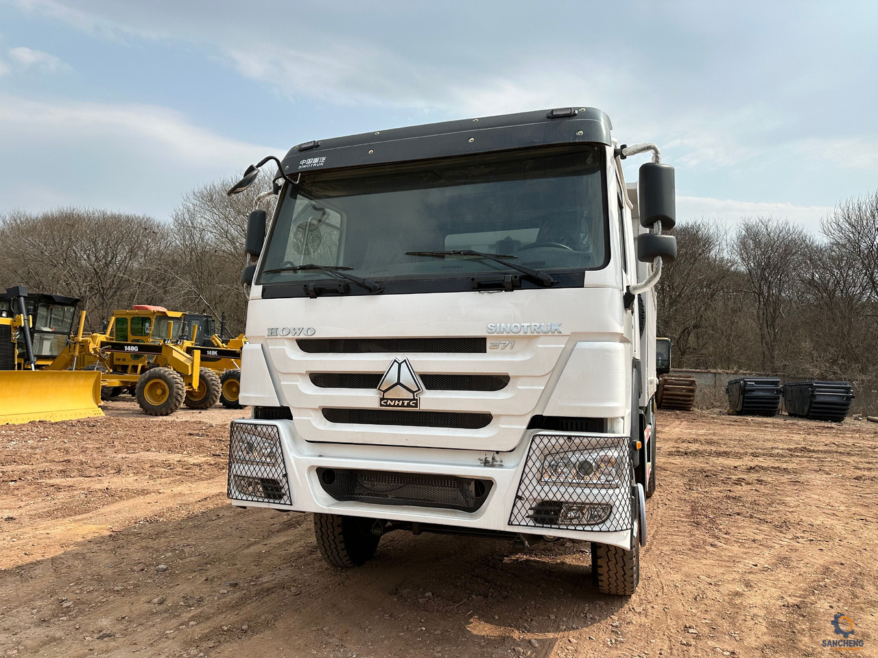 SINOTRUK Howo Dump truck 371 - قلابات: صور 5 SINOTRUK Howo Dump truck 371 - قلابات: صور 5