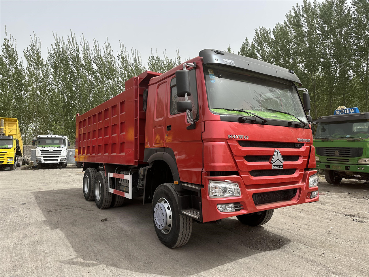 SINOTRUK Howo Dump truck 371 - قلابات: صور 1 SINOTRUK Howo Dump truck 371 - قلابات: صور 1