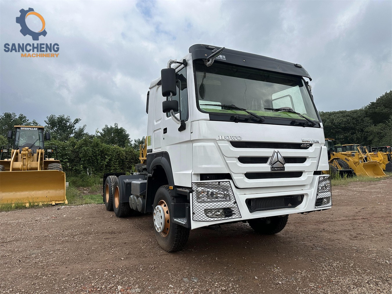SINOTRUK Howo tractor unit 420hp - شاحنة جرار: صور 1 SINOTRUK Howo tractor unit 420hp - شاحنة جرار: صور 1