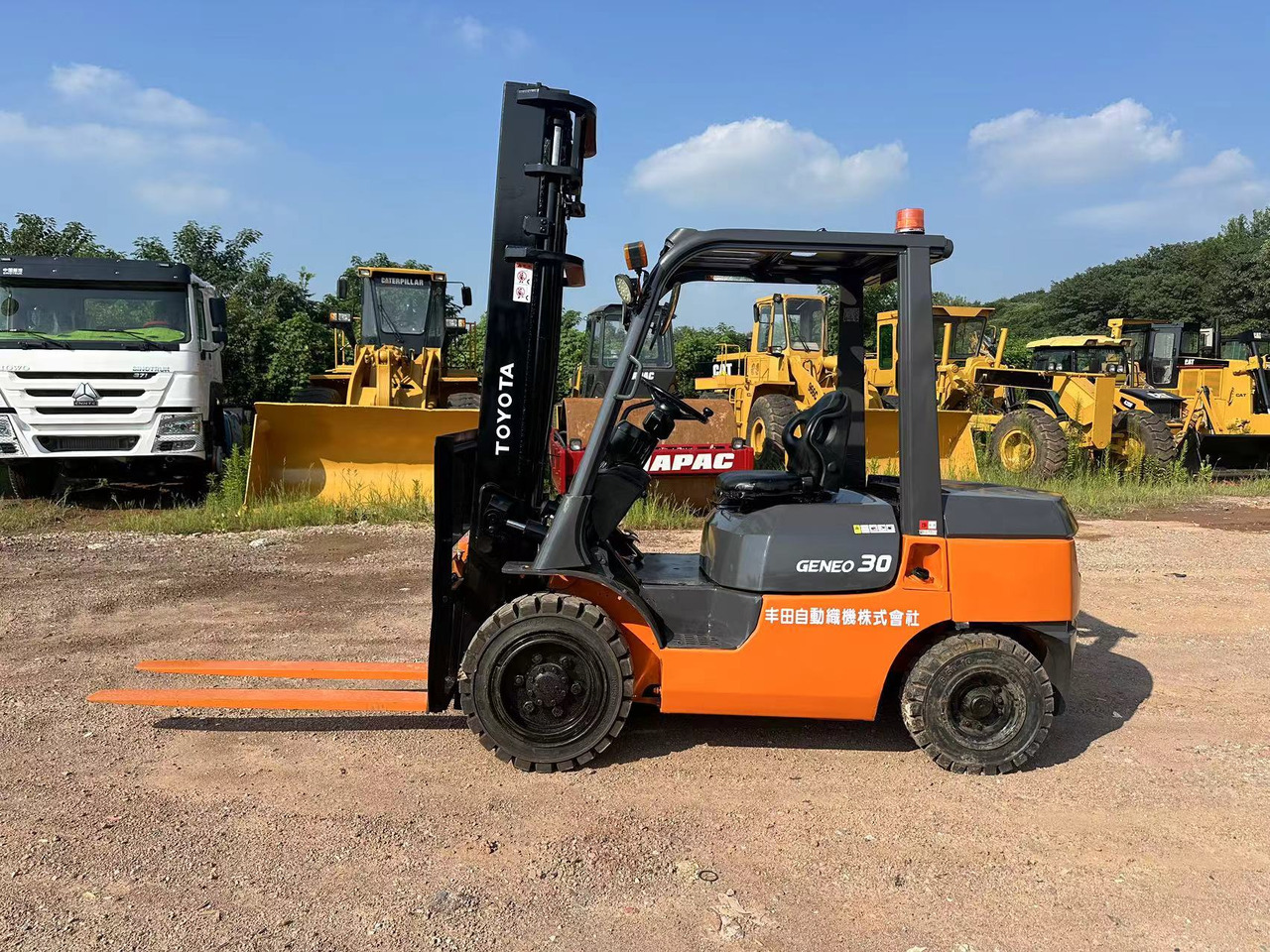 TOYOTA GENEO30 forklift - رافعة شوكية ديزل: صور 4 TOYOTA GENEO30 forklift - رافعة شوكية ديزل: صور 4