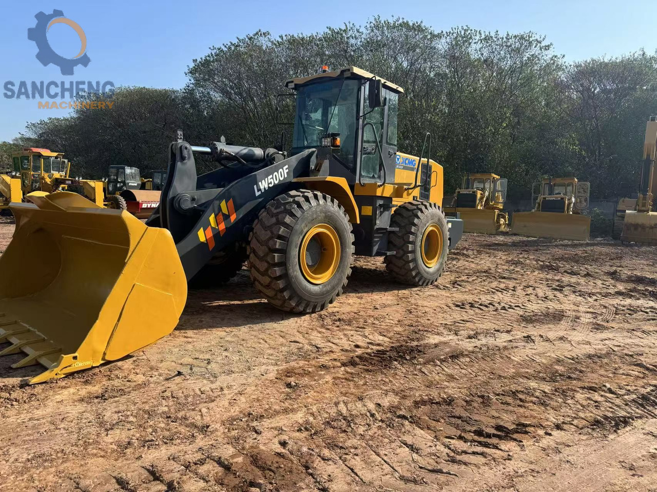 XCMG LW500F - اللودر بعجل: صور 2 XCMG LW500F - اللودر بعجل: صور 2