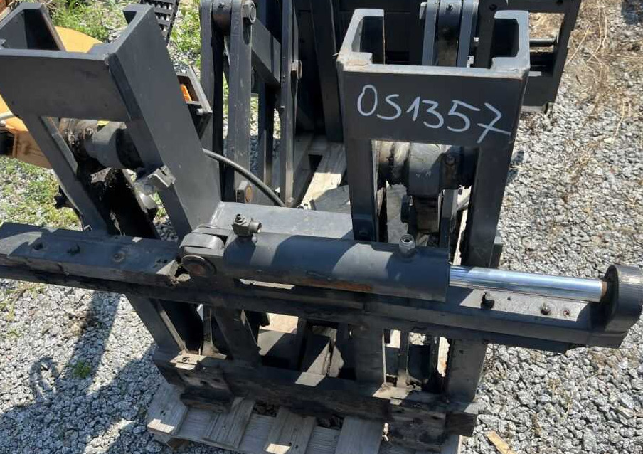 Durwen VGT30GS - شوكات - معدات المناولة: صور 5 Durwen VGT30GS - شوكات - معدات المناولة: صور 5