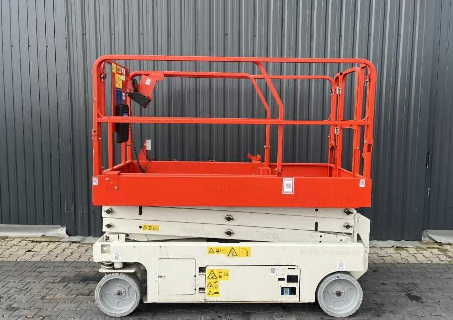 Genie GS-2046 - رافعات مقصية: صور 2 Genie GS-2046 - رافعات مقصية: صور 2