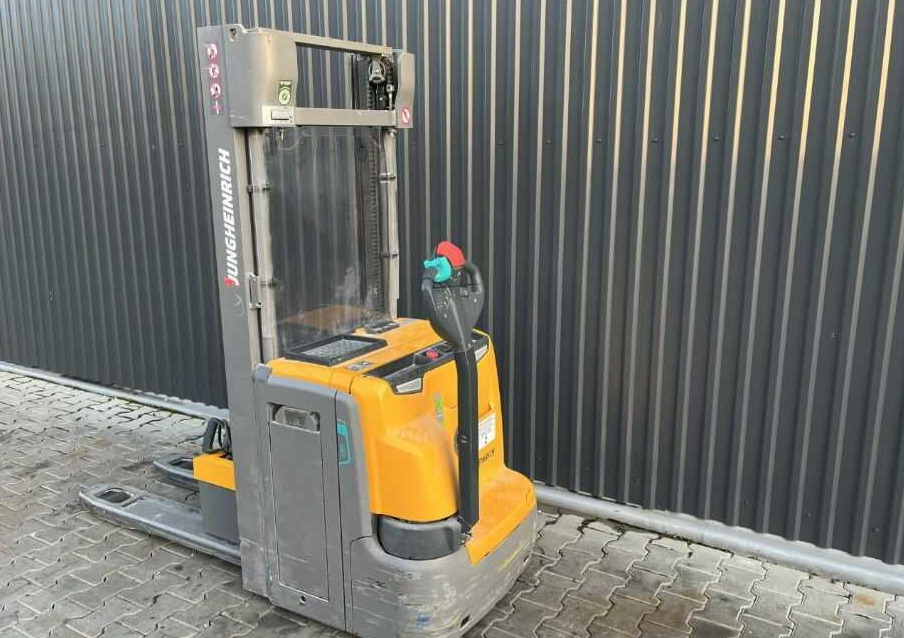 Jungheinrich EJC216z - معدات تكديس: صور 5 Jungheinrich EJC216z - معدات تكديس: صور 5