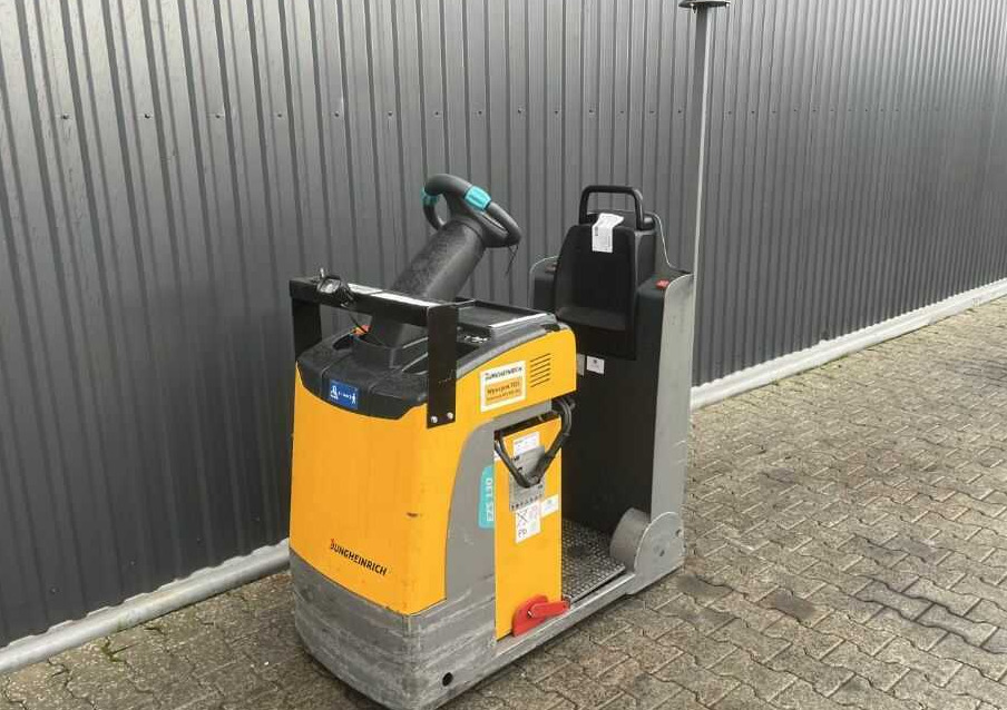 Jungheinrich EZS130 - جرار السحب الكهربائي: صور 1 Jungheinrich EZS130 - جرار السحب الكهربائي: صور 1